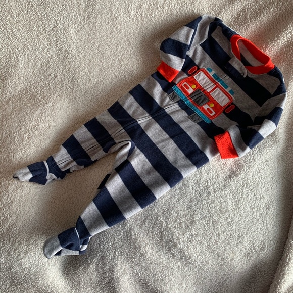 Lot of SIX size 6 month footed sleepers